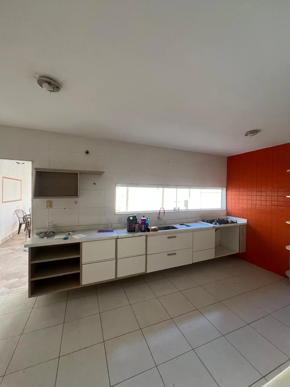 House with 3 bedrooms, 4 bathrooms and 5 parking spaces — photo 11
