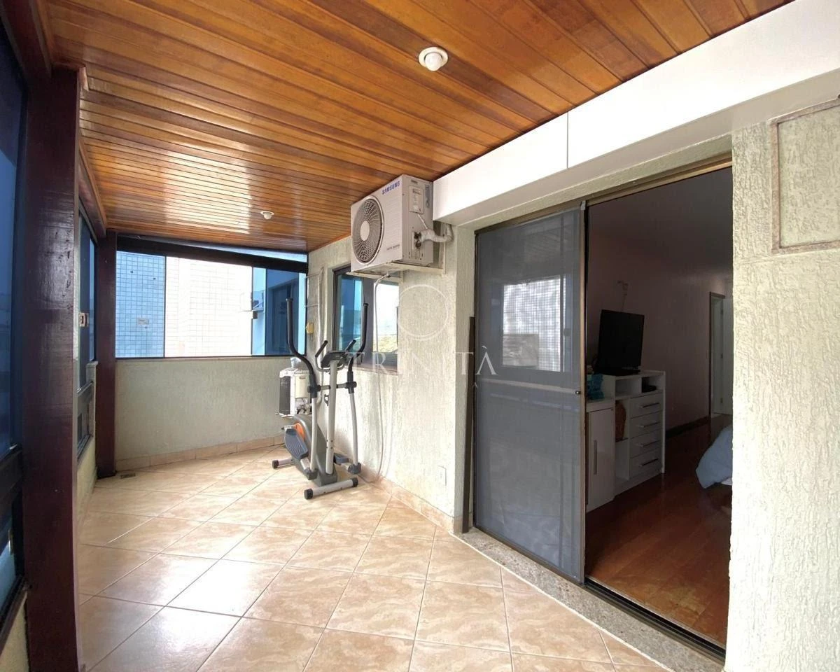 Duplex penthouse with 6 bedrooms and 390 m² — photo 9