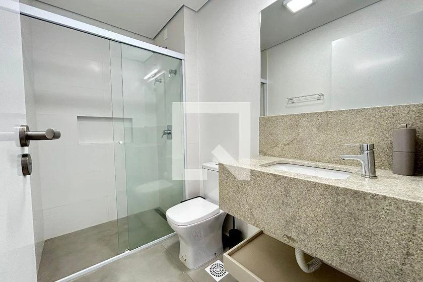 Furnished apartment, 42 m², with a washing machine — photo 9