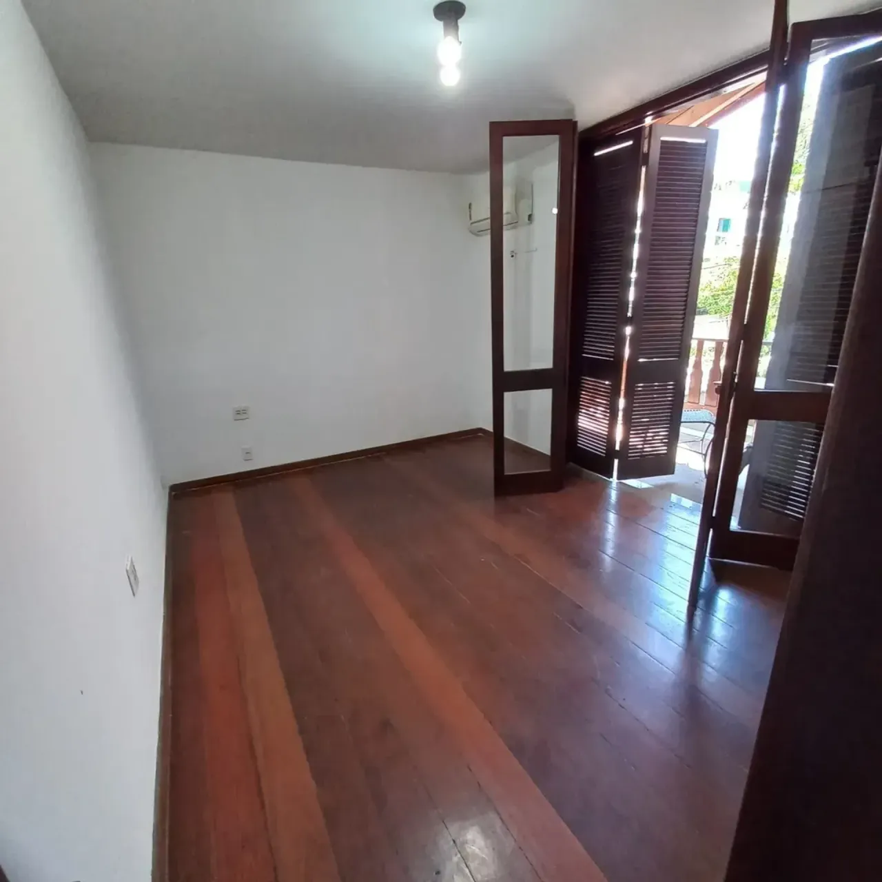 Casa en alquiler con 4 dormitorios y 5 baños — photo 15
