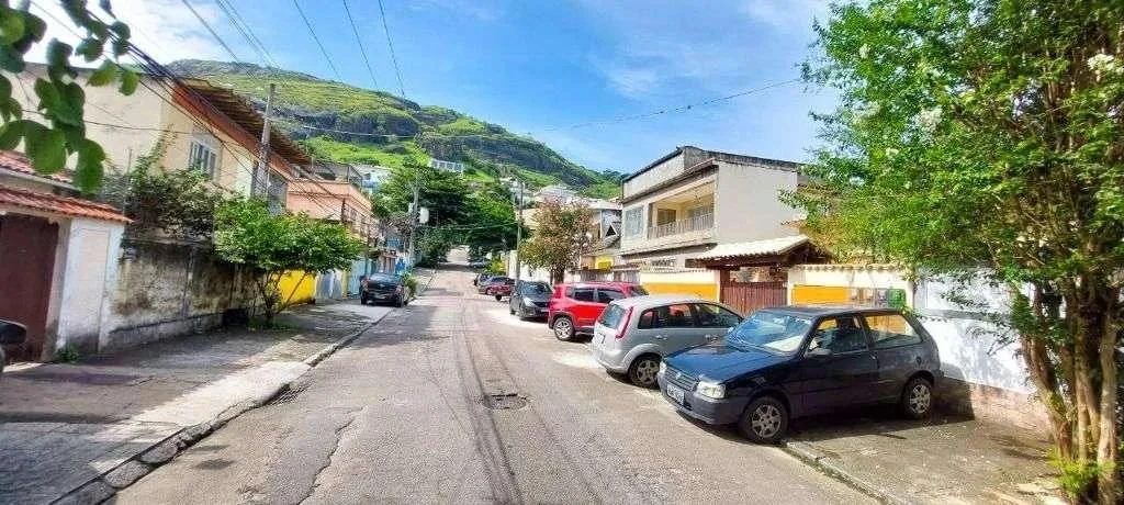 3-bedroom house with a bathtub in Rio de Janeiro — photo 26