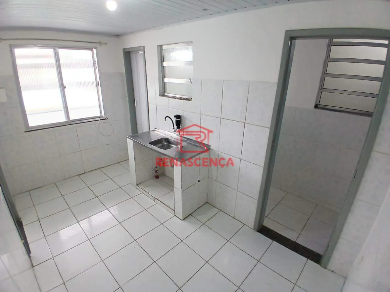 Casa com 2 quartos e varanda, cozinha separada — photo 8