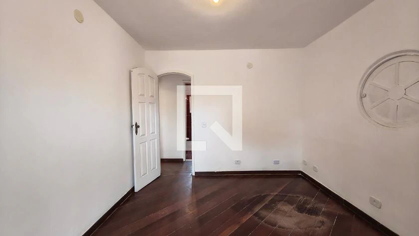 Сад и 4 спальни: дом 250 м² — photo 21