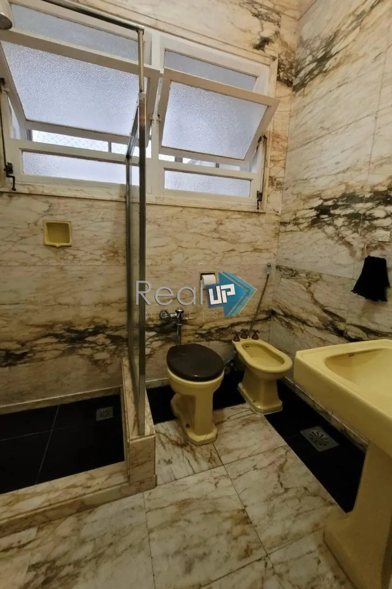 Apartamento para locação com 5 dormitórios e janelas do chão ao teto — photo 41