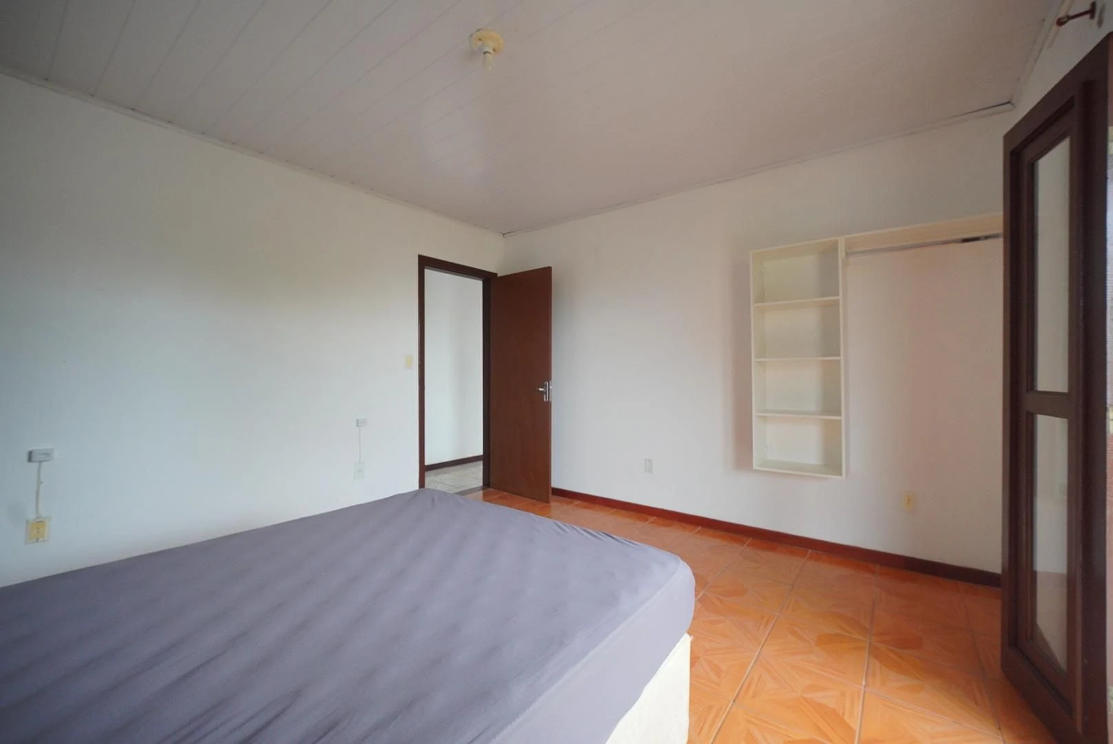 3-bedroom house with a washing machine — photo 26