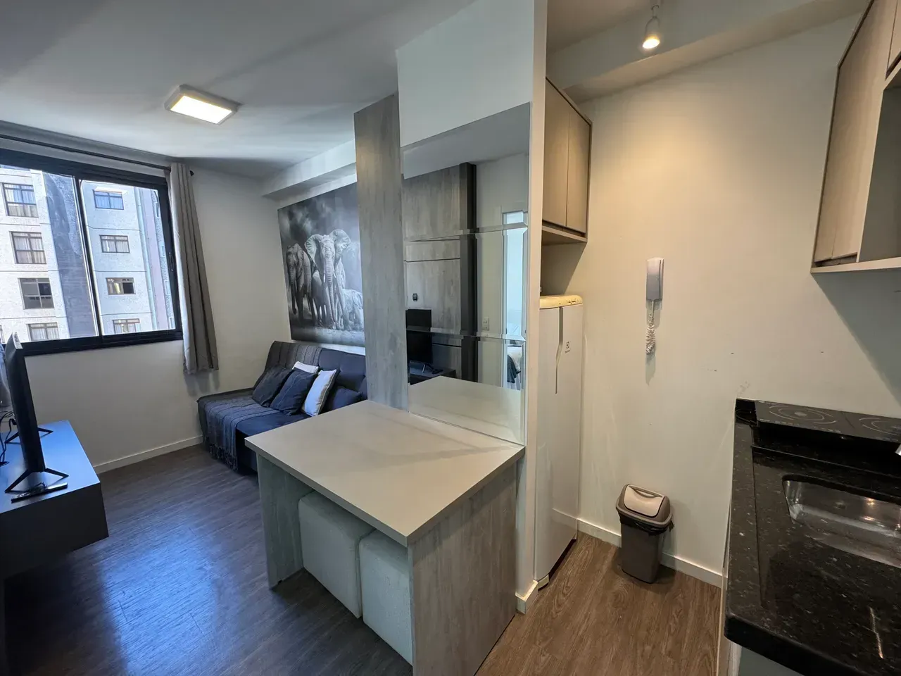 Apartamento mobiliado de 1 quarto com 1 vaga e terraço — photo 16