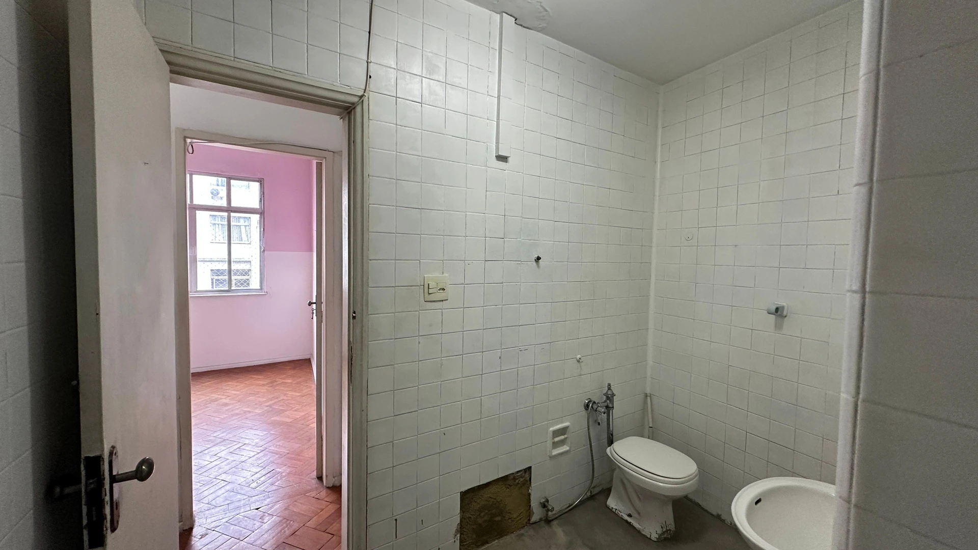 1-bedroom apartment with a separate kitchen and no parking — photo 22
