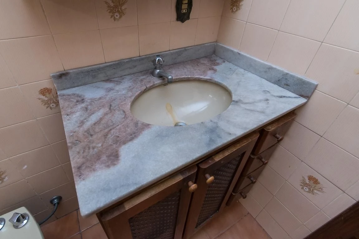 Casa sem mobília com 4 quartos e varanda — photo 64
