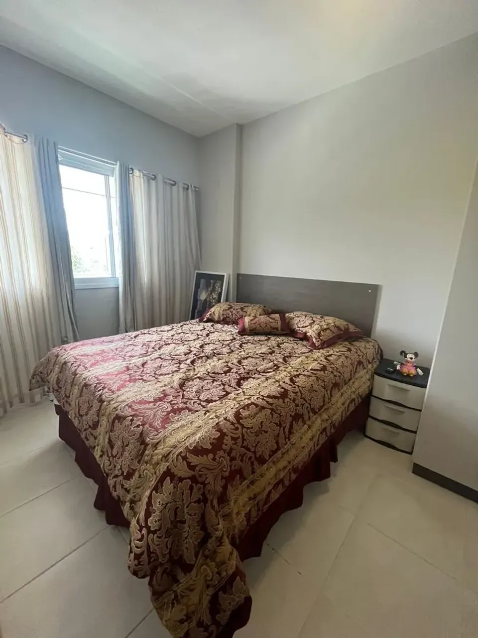 Apartamento mobiliado com 3 quartos e varanda de vidro — photo 7