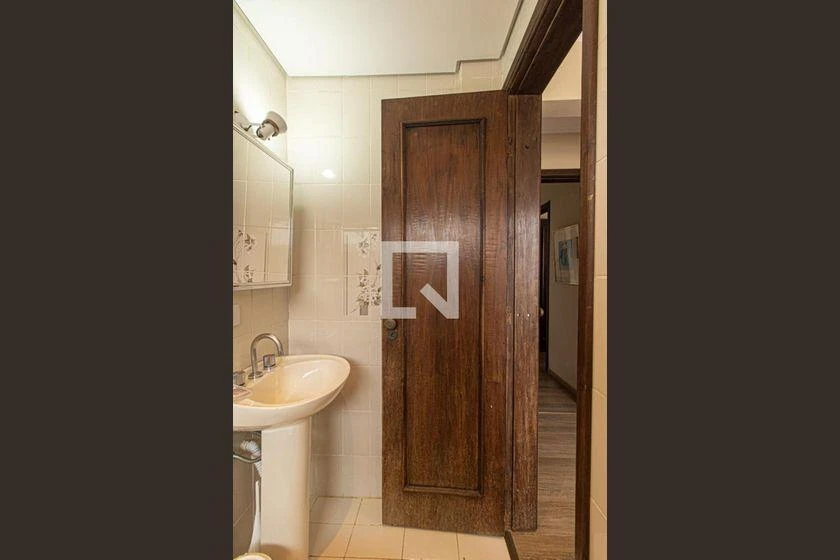 Квартира 130 м² з пральною машиною та робочим місцем — photo 31