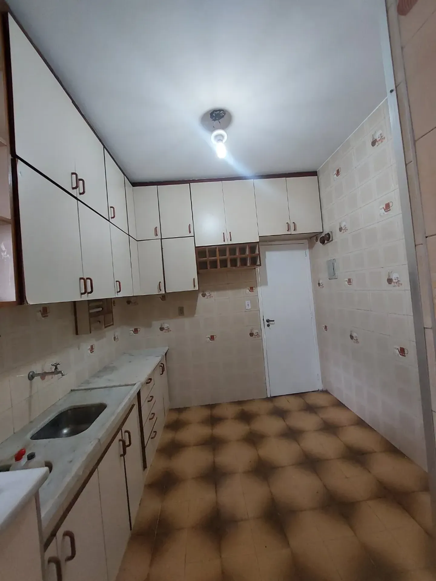 3-bedroom apartment with built-in wardrobes — photo 21
