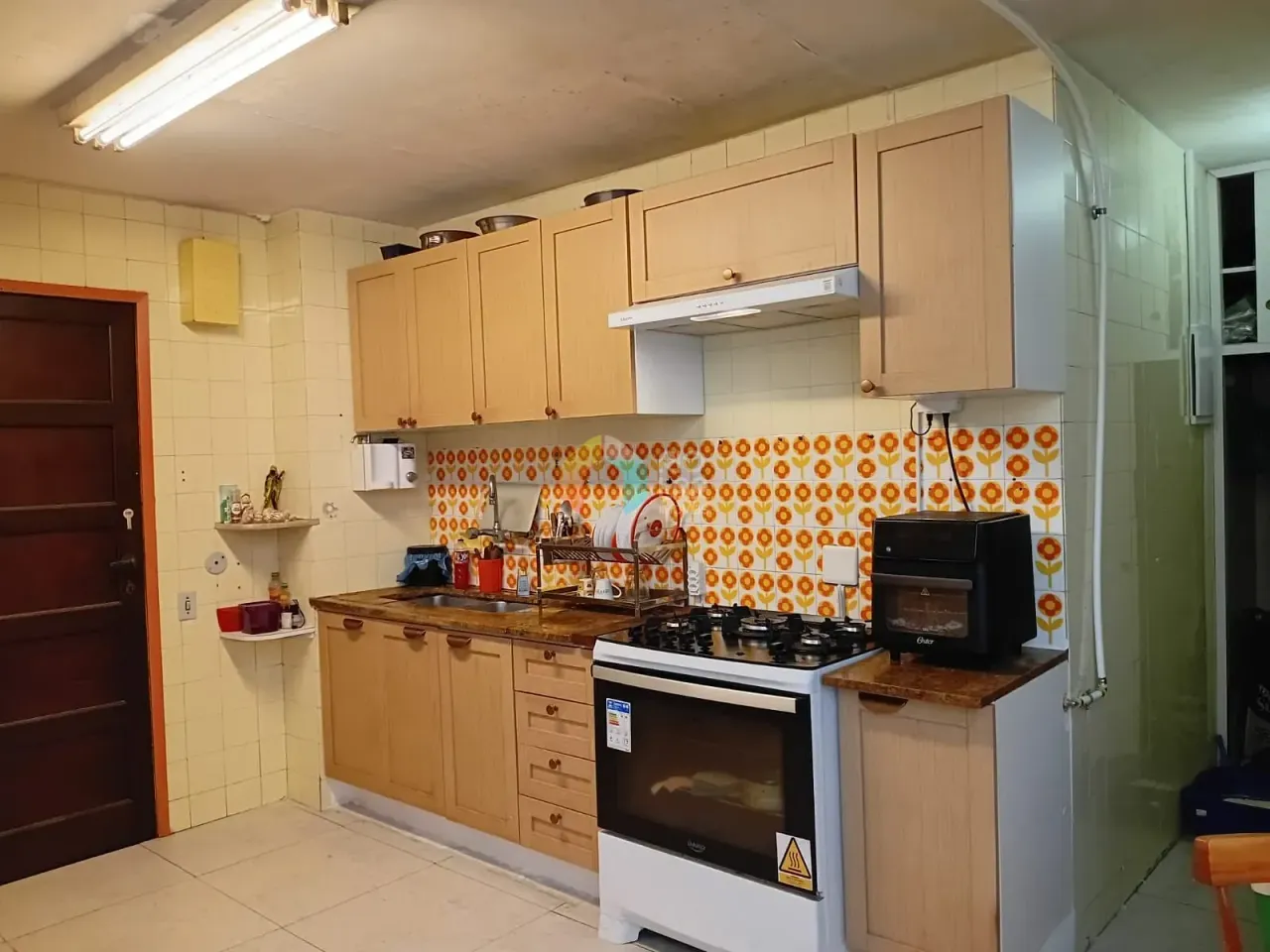 Furnished apartment with 3 bedrooms and separate kitchen — photo 20