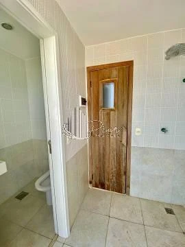 580 m² duplex penthouse with a balcony and 4 suites — photo 35
