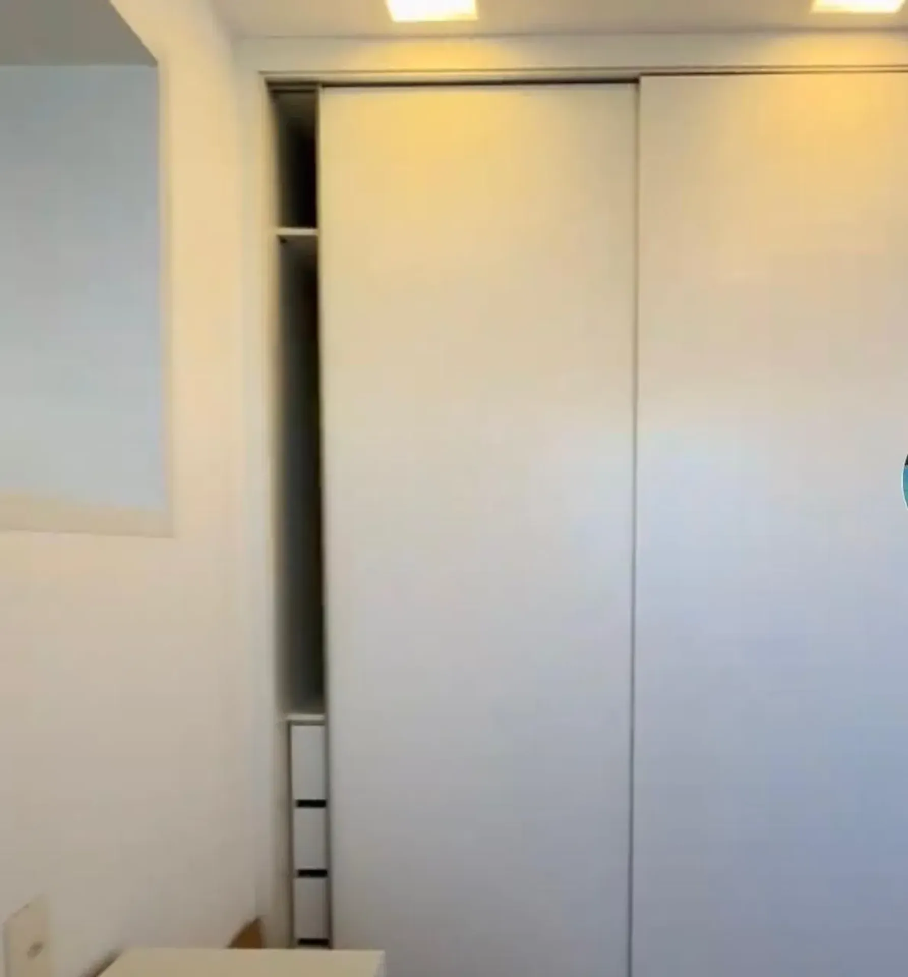 Apartamento com 4 quartos e cozinha fechada a gás — photo 21