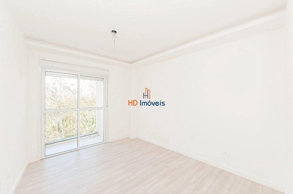 House, 168 m², with a glass-enclosed balcony — photo 5