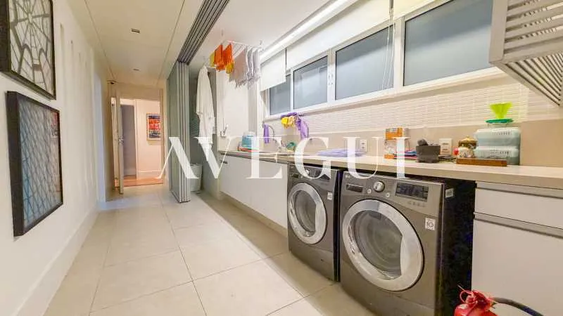Квартира 530 м²: 4 суїти, 5 ванних і вид на воду — photo 28