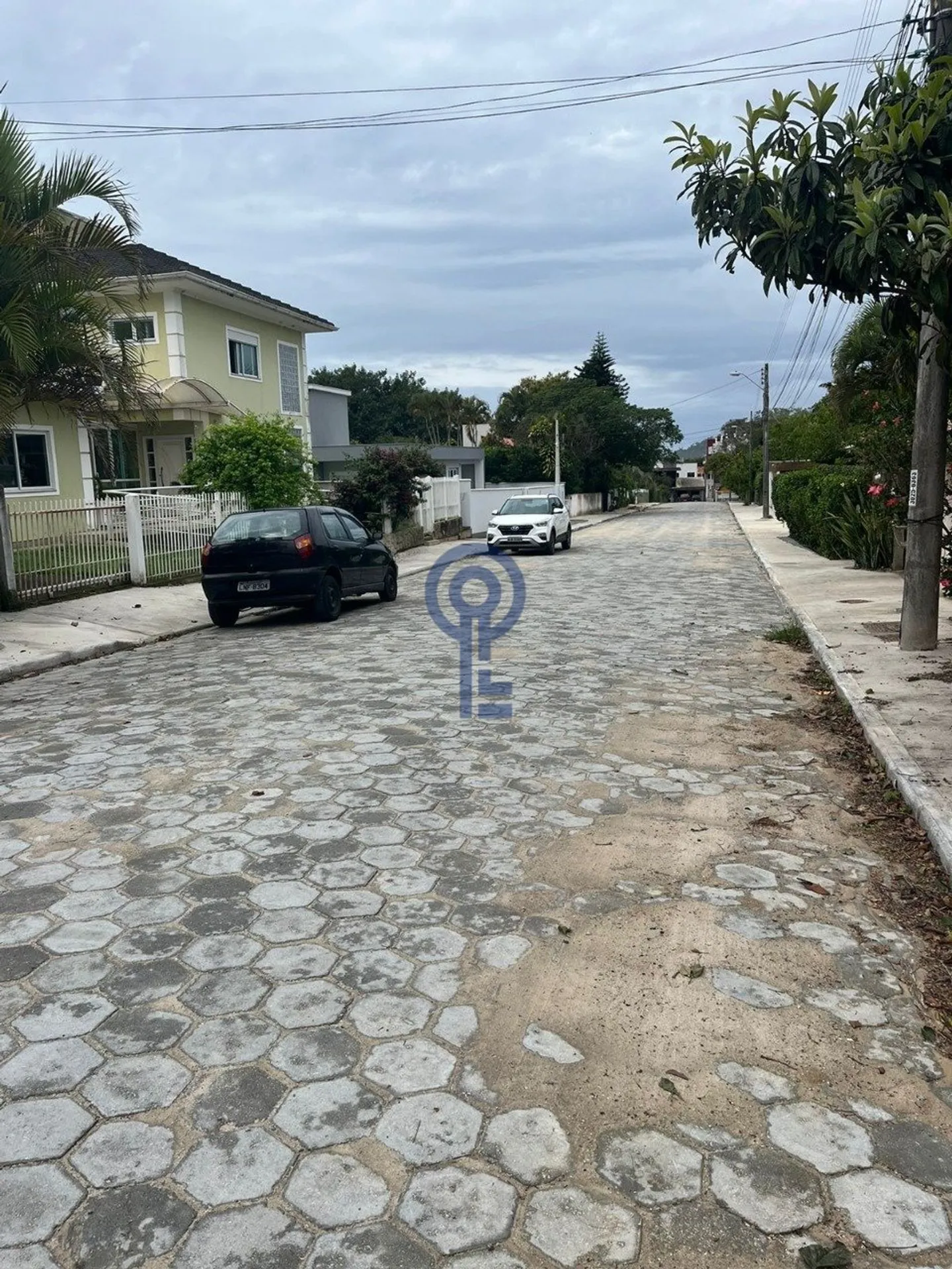 Casa mobiliada com 3 dormitórios e varanda — photo 17