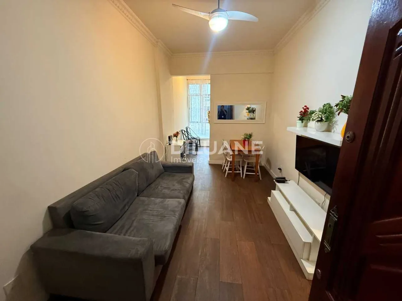 2-bedroom apartment with a washing machine in Rio de Janeiro