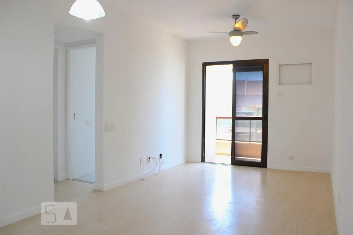 2-bedroom apartment with a water view — photo 9