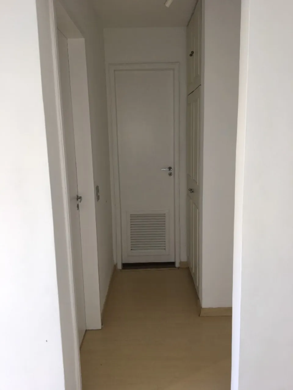 Apartment, 70 m², with wood or laminate floors — photo 6