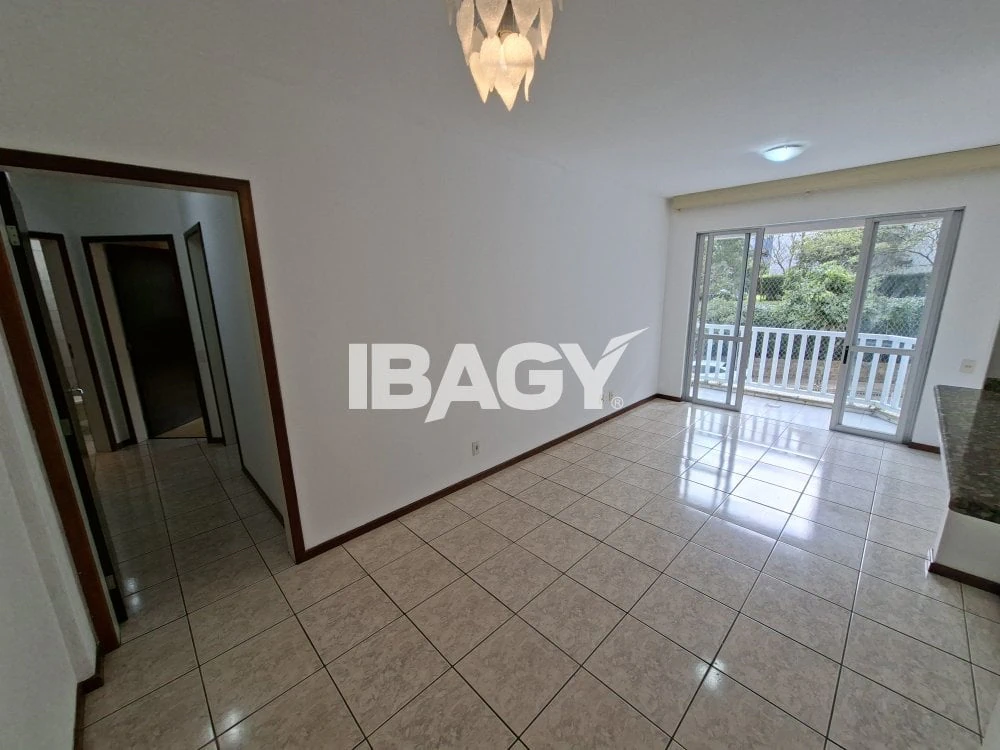 2-bedroom apartment with balcony and 56 m²