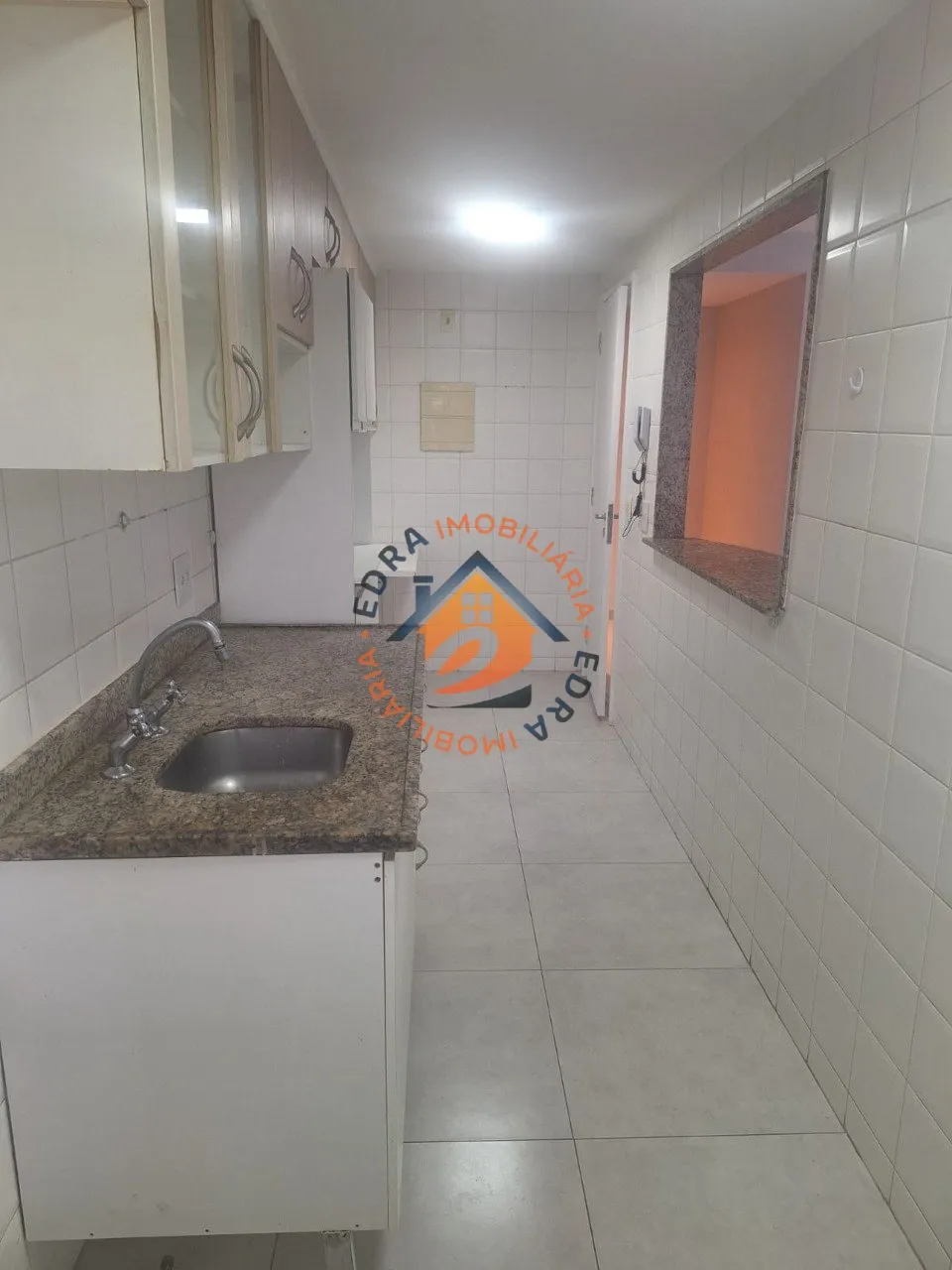 Rental apartment with balcony and 2 bedrooms — photo 17
