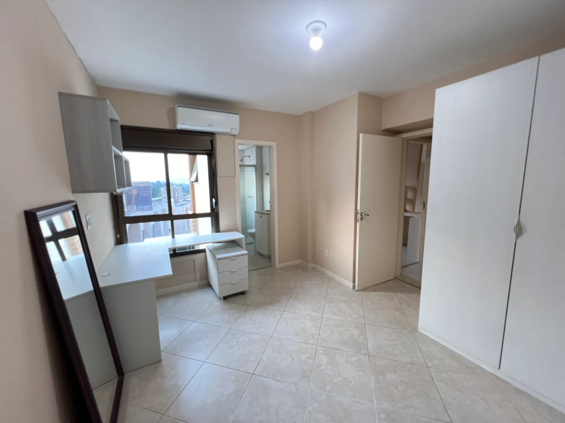 2-bedroom apartment with a grill on the balcony — photo 23