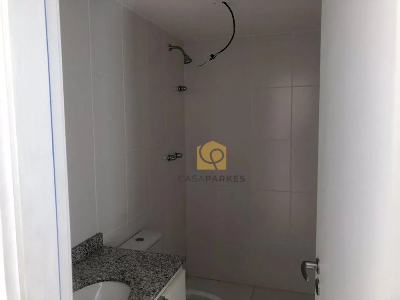 Unfurnished apartment with 3 bedrooms and balcony grill — photo 15