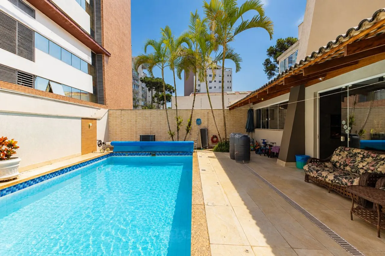 3-bedroom house with heated pool and independent office — photo 8