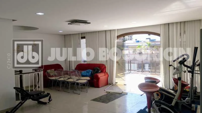 Duplex penthouse with 7 bedrooms and 3 parking spaces — photo 22