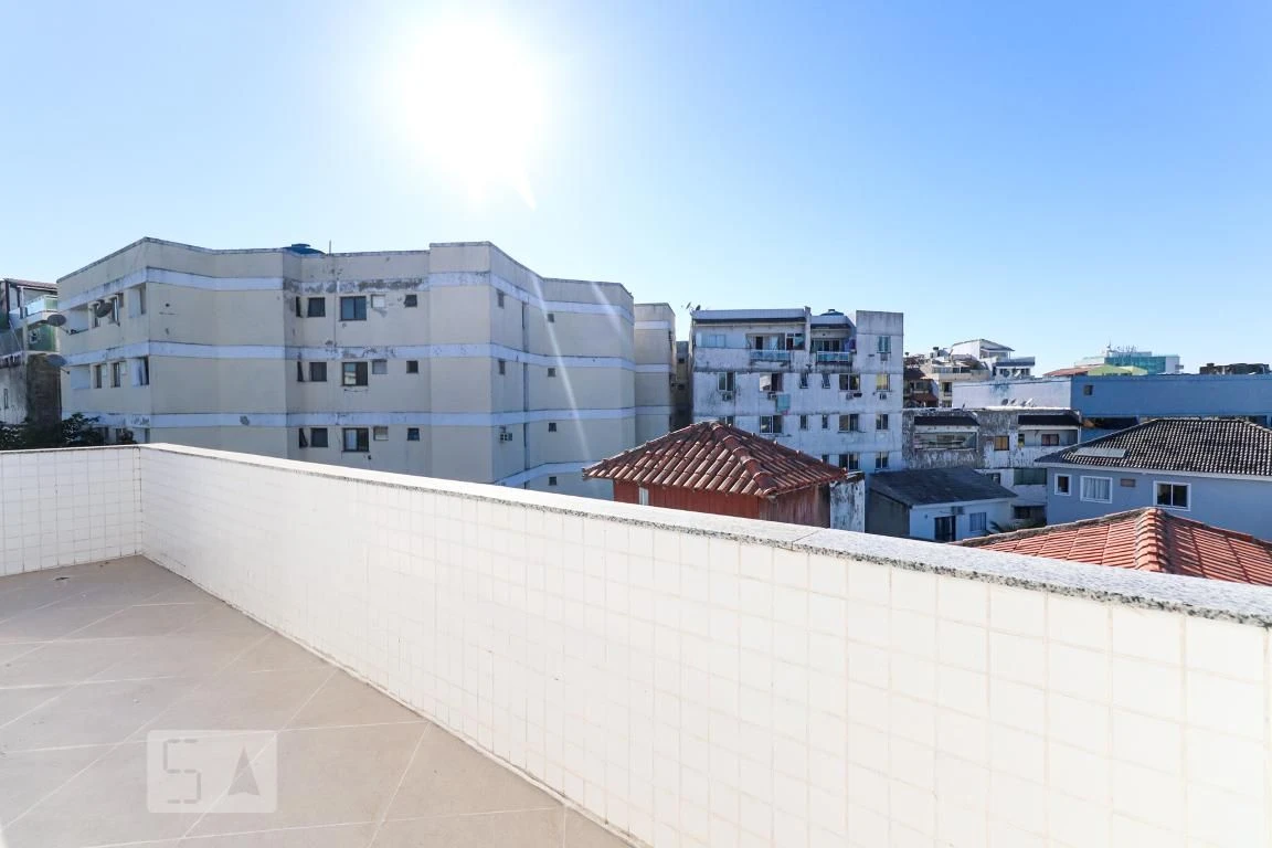 3-bedroom apartment with a mountain view in Rio de Janeiro — photo 10