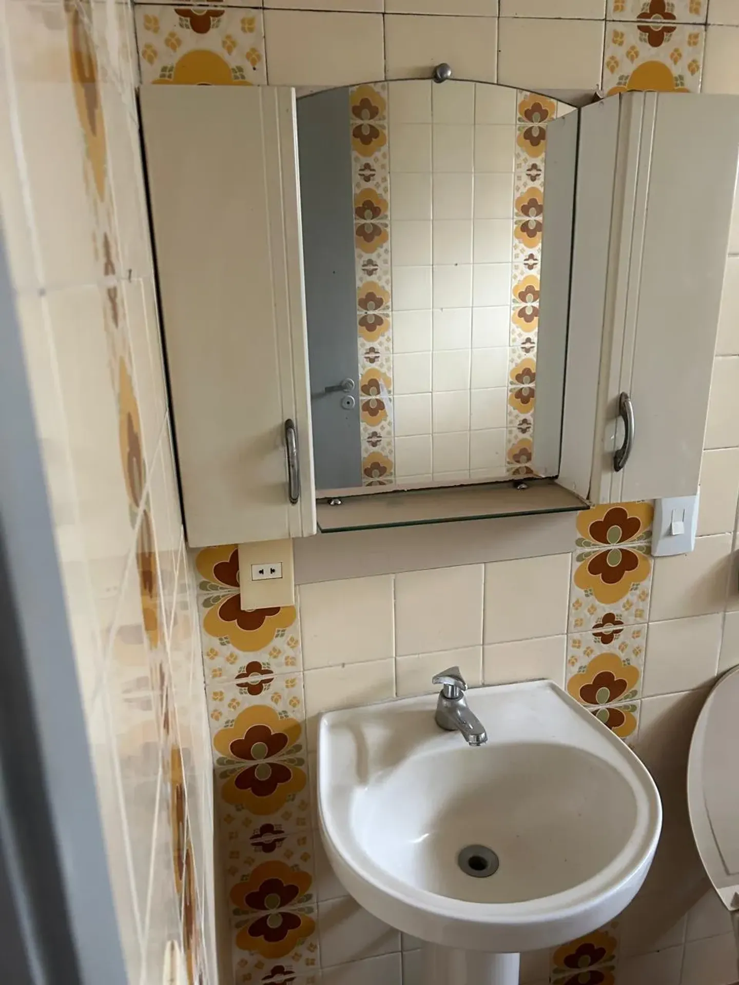 Mountain view in a 2-bedroom apartment, 71 m² — photo 8