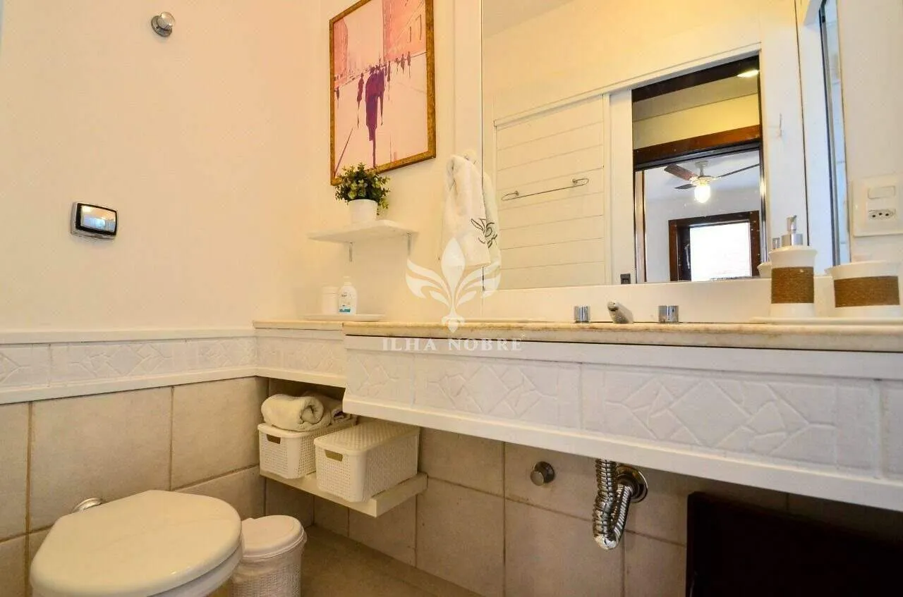 Casa mobiliada com 7 quartos e piscina ao ar livre — photo 23