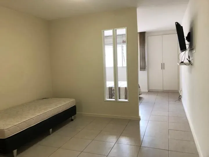 Furnished 39 m² apartment with a glassed-in balcony — photo 11