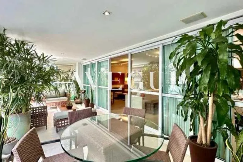 4-bedroom apartment with a private BBQ — photo 13