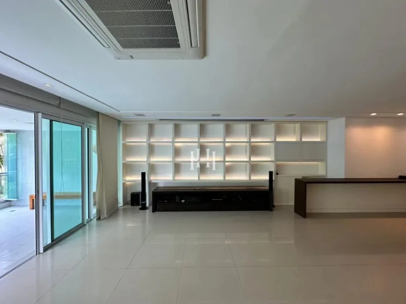 Apartamento mobiliado com 4 quartos e 291 m² — photo 8