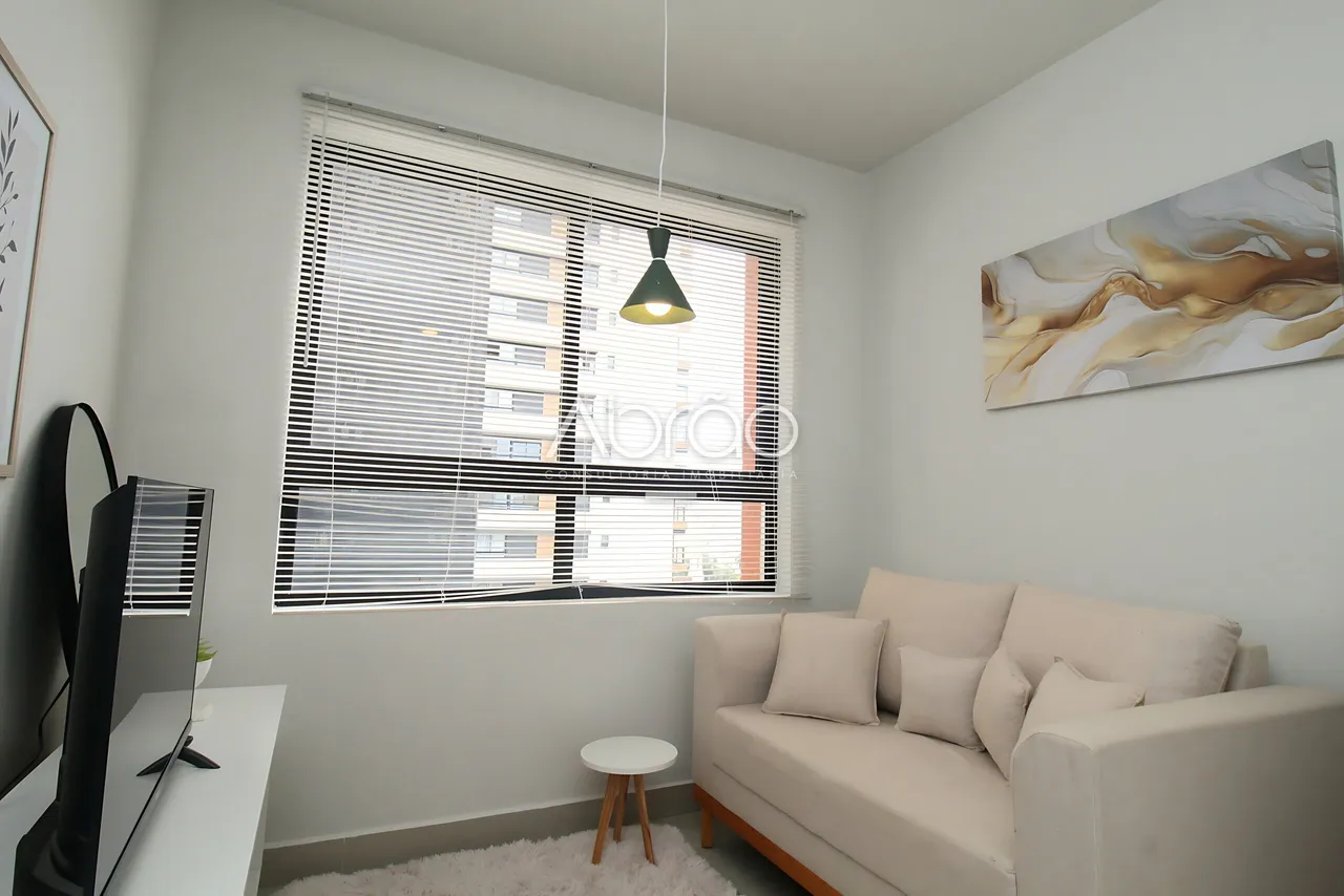 Furnished 1-bedroom apartment with an open kitchen — photo 2