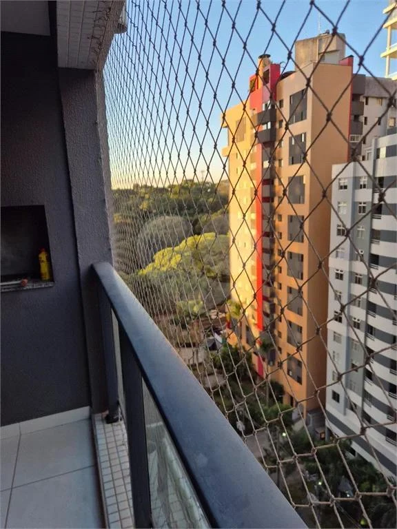 One-bedroom apartment with a home office in Curitiba — photo 10
