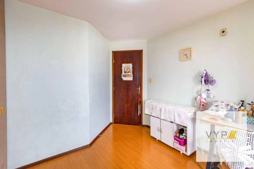 4-bedroom house with a home office — photo 25