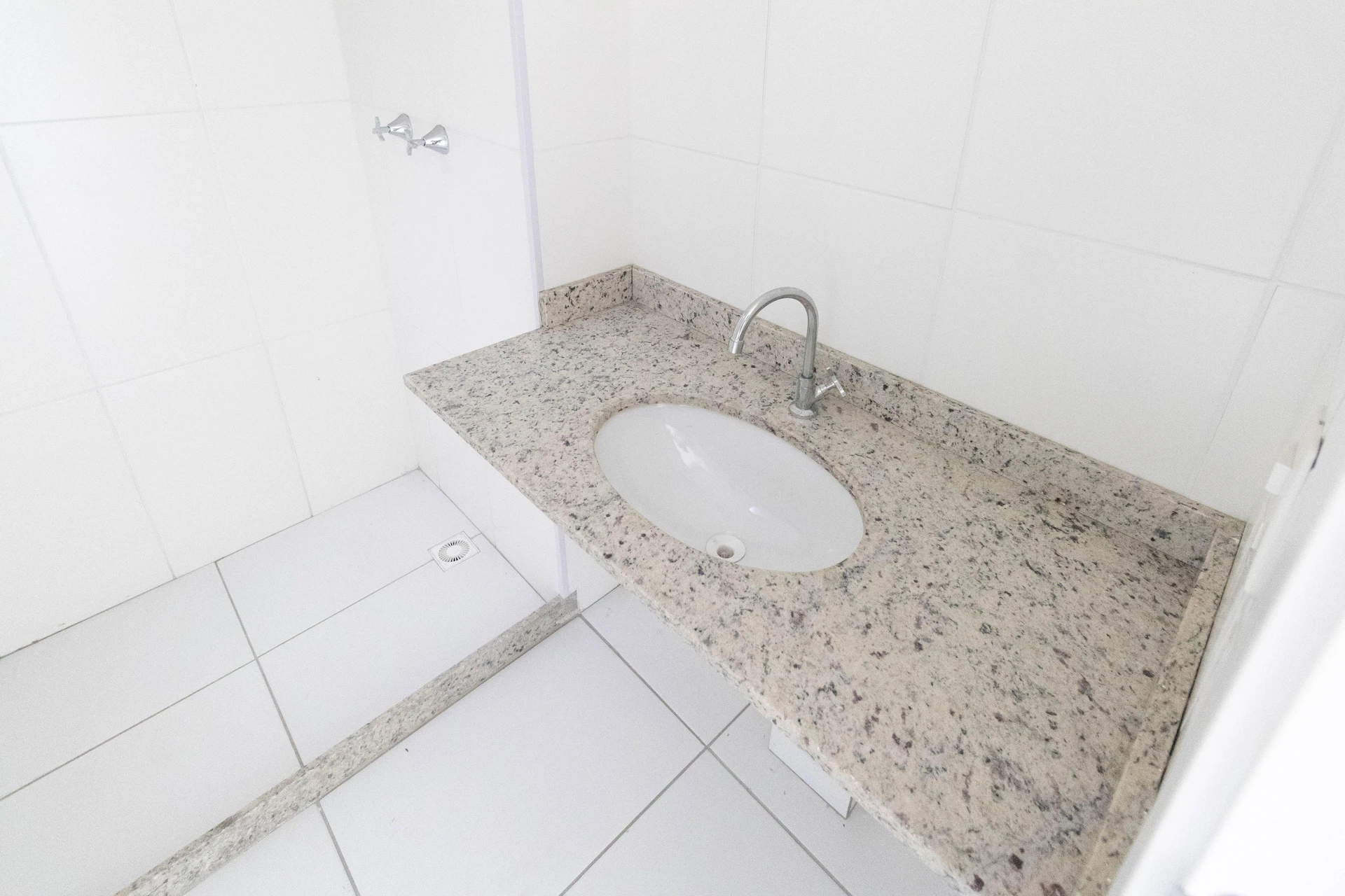 Apartamento mobiliado com 3 quartos e varanda envidraçada — photo 27