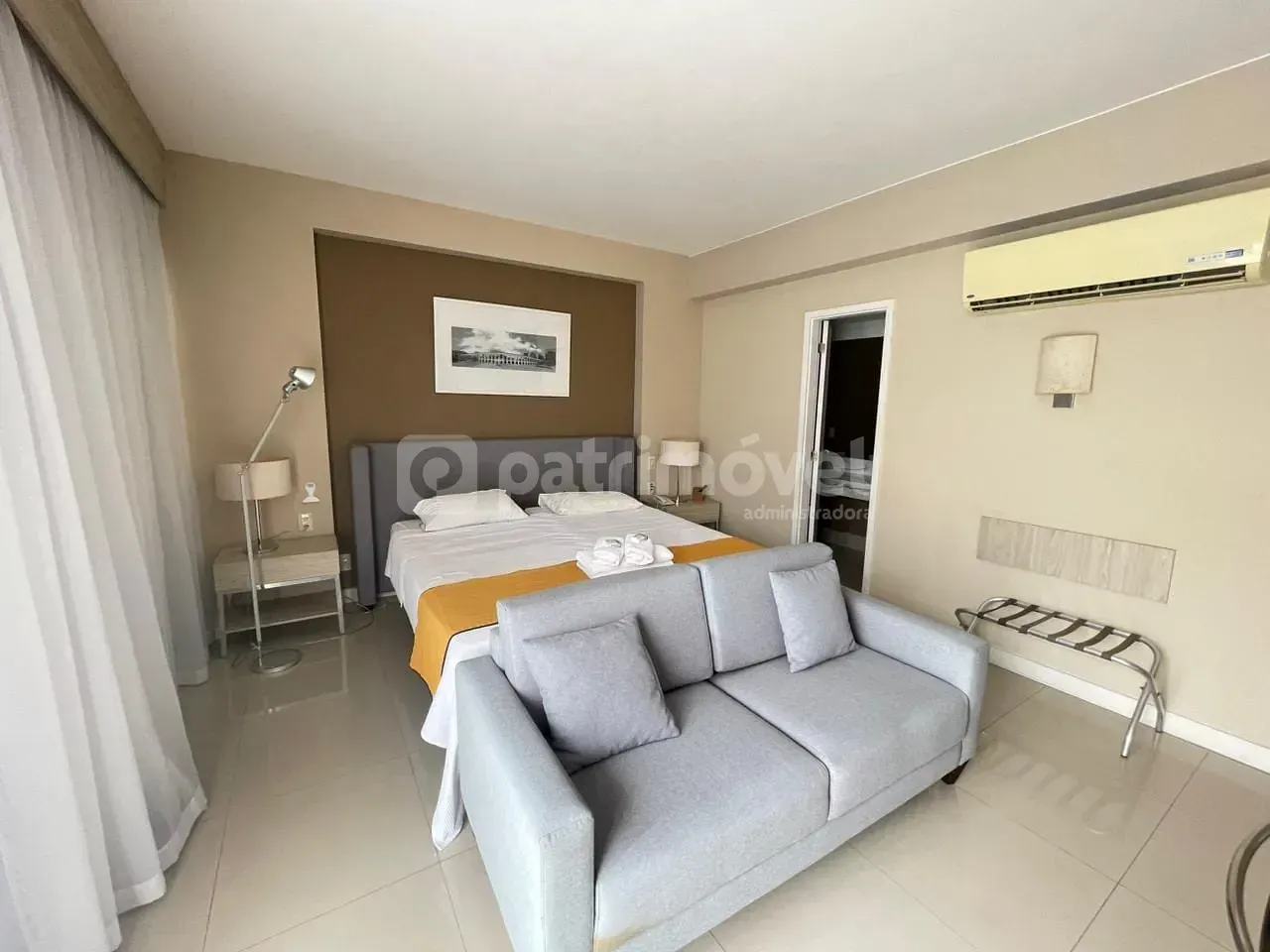 Furnished apartment with 2 bedrooms and balcony