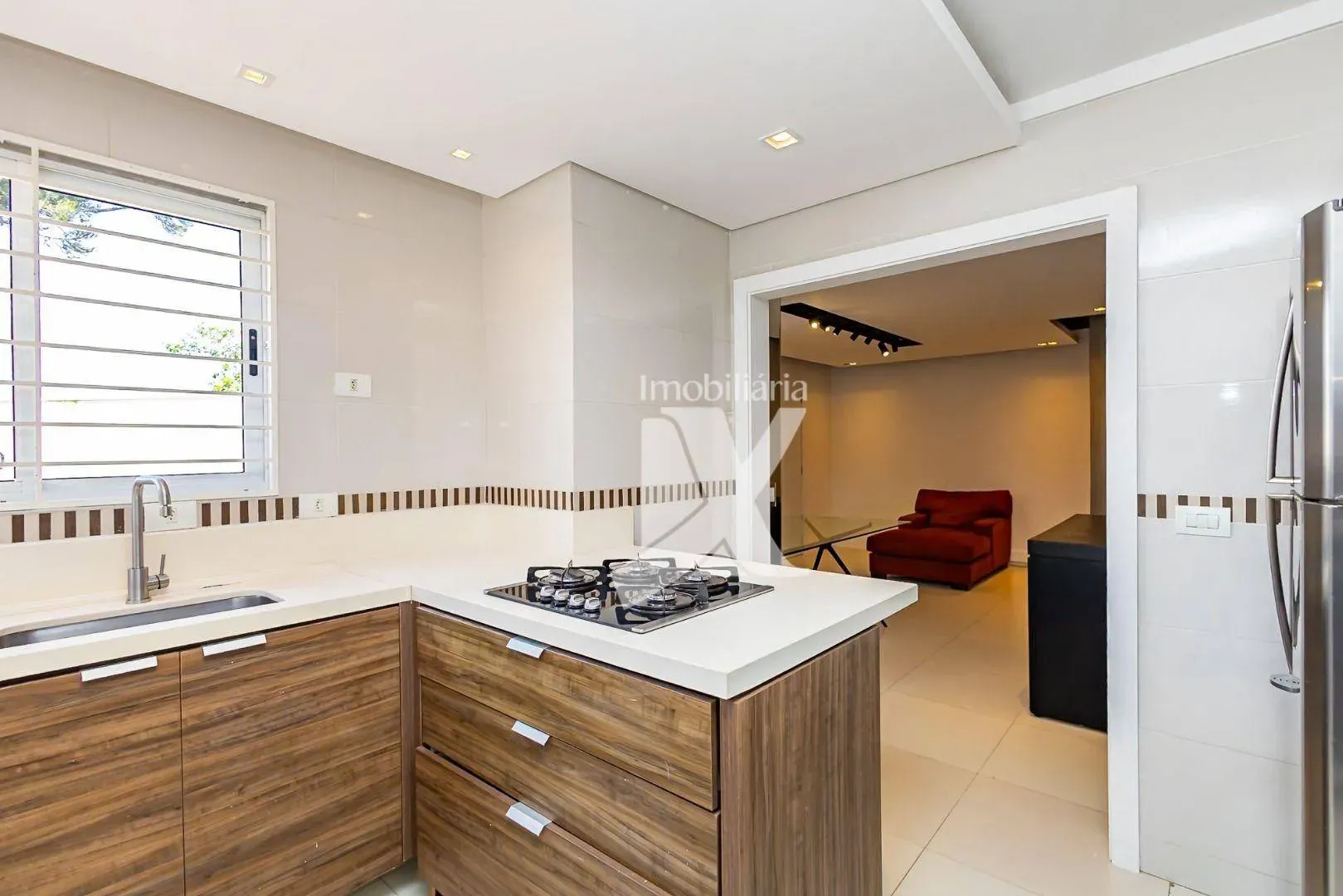 3-bedroom house with a home office — photo 6
