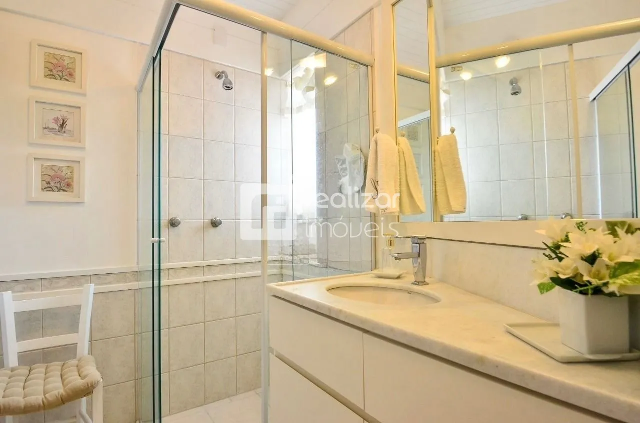 Casa mobiliada de 7 quartos com 350 m² e 3 vagas — photo 15