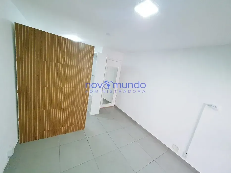 Unfurnished 3-bedroom apartment with 2 parking spaces — photo 8