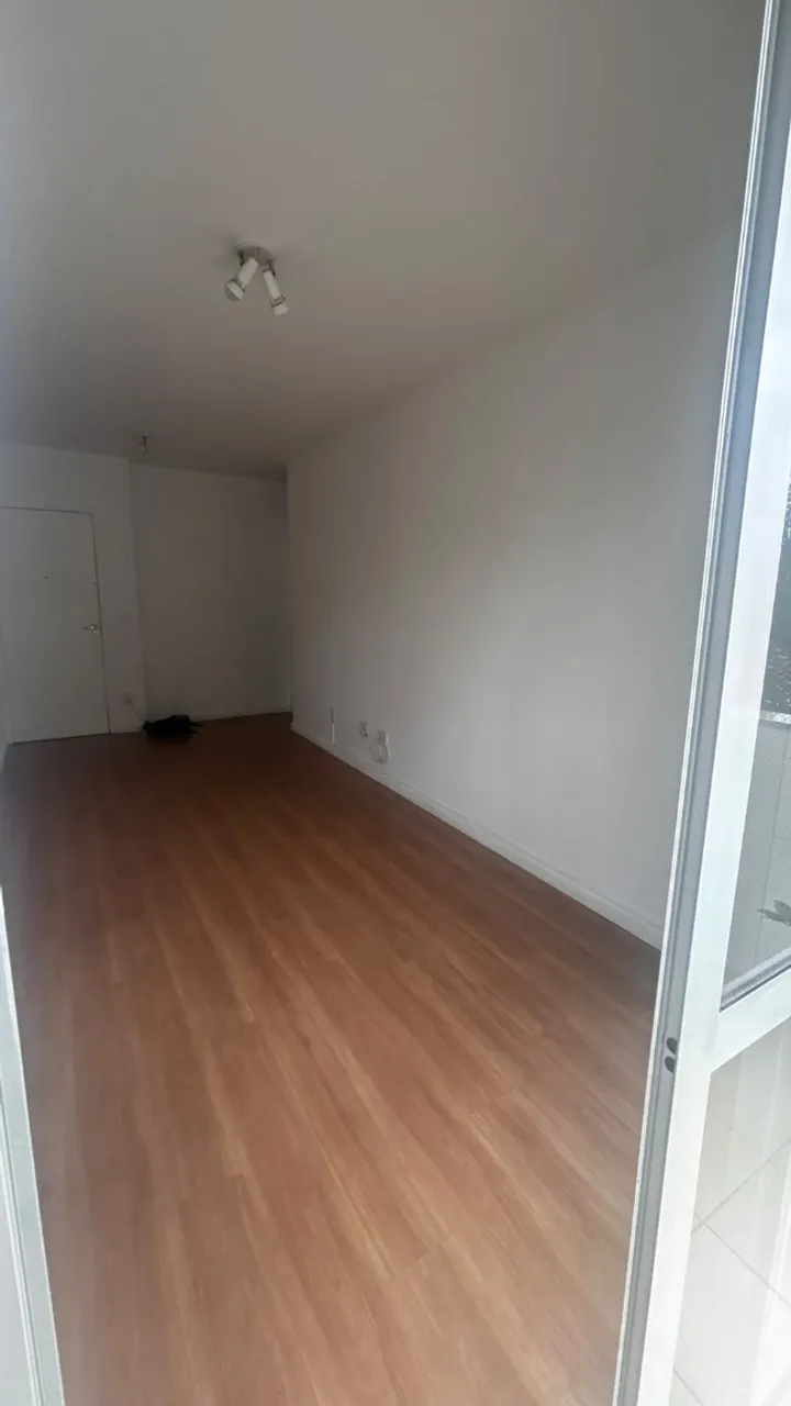 Apartamento de 2 quartos em condomínio com academia — photo 12