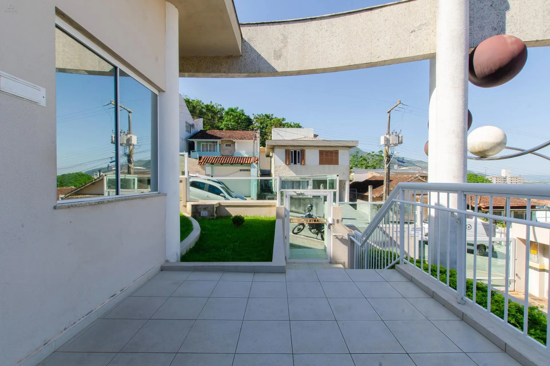 Mountain view in a 2-bedroom apartment, 65 m² — photo 9