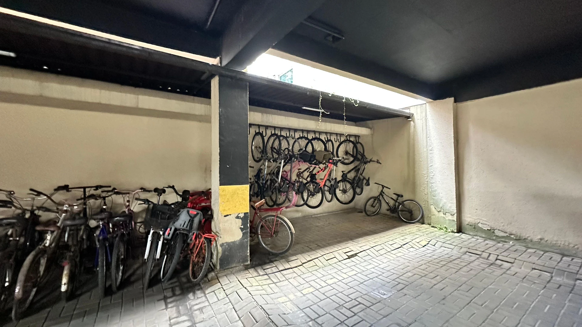 Furnished apartment, 40 m², with a washing machine — photo 25