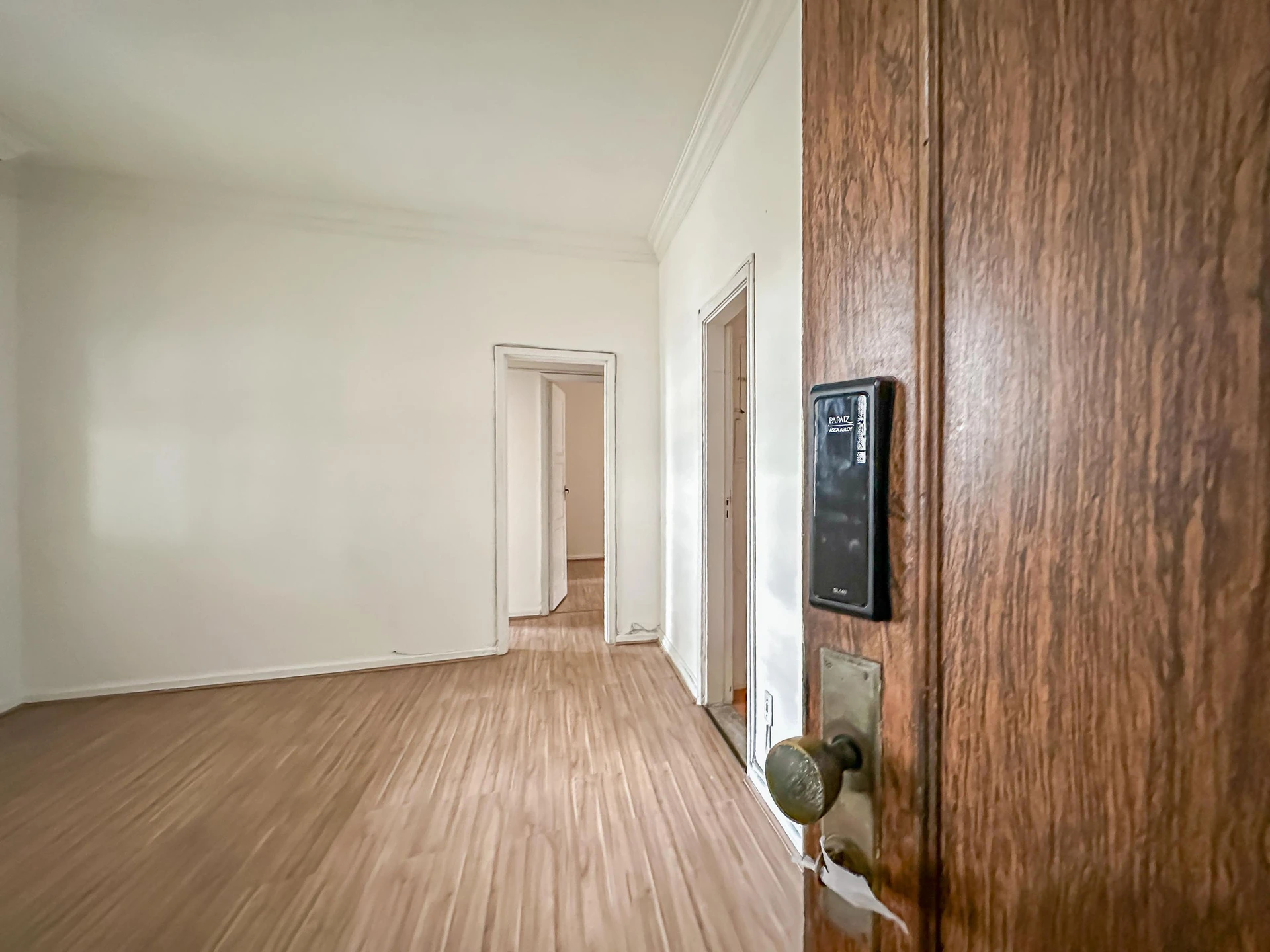 Дерев'яна підлога або ламінат та 2 спальні: квартира 83 м² — photo 23