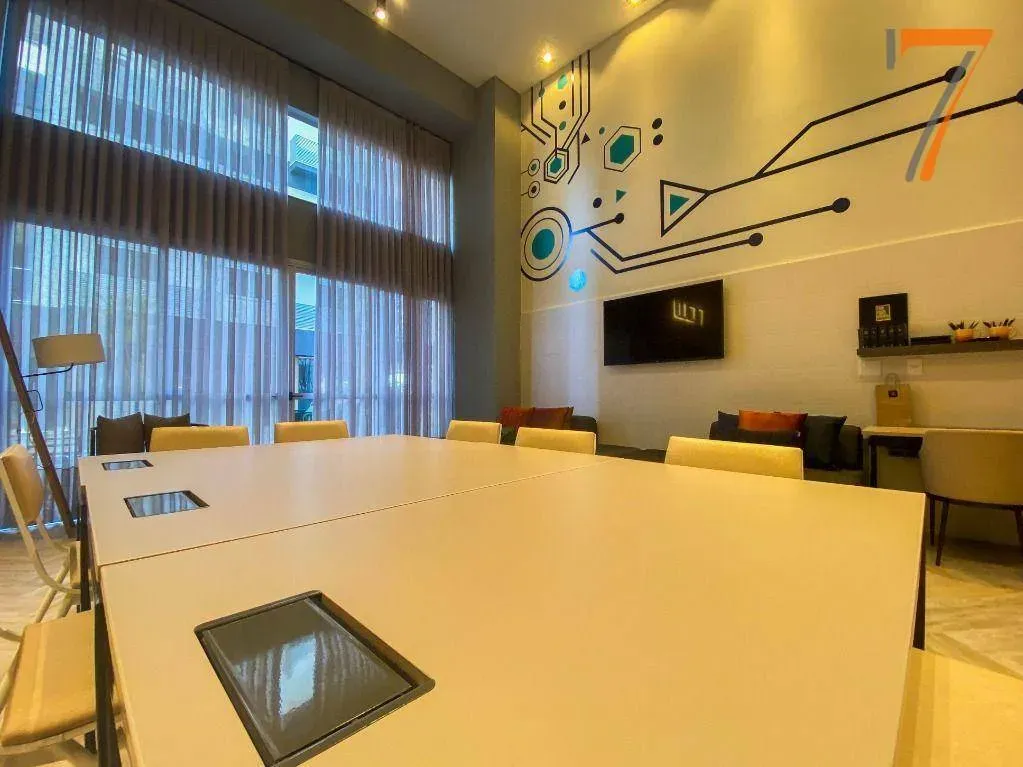 Furnished studio in a building with a coworking space — photo 45