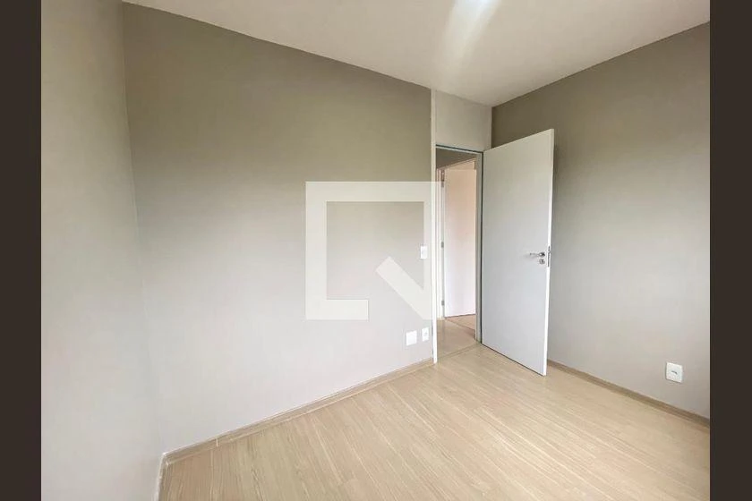 2-bedroom apartment in a building with a gym — photo 22